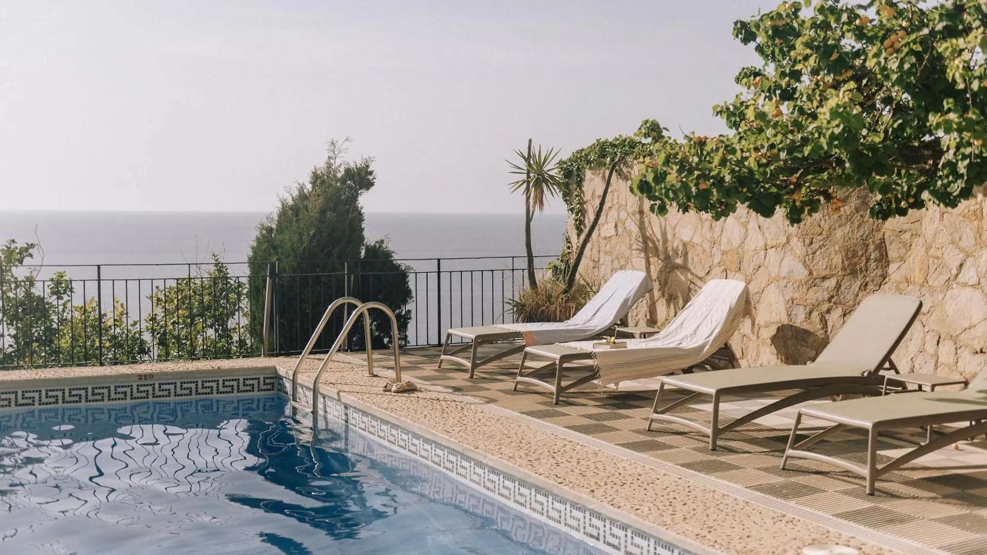 Hostal Sa Baronia Banyalbufar 2*,  Spain
